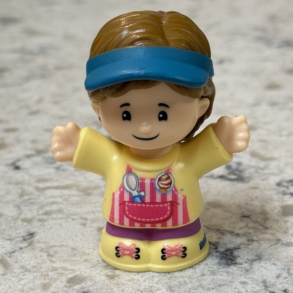 Fisher Price Little People Ice Cream Worker Girl Visor Come Sundae Yellow 2016